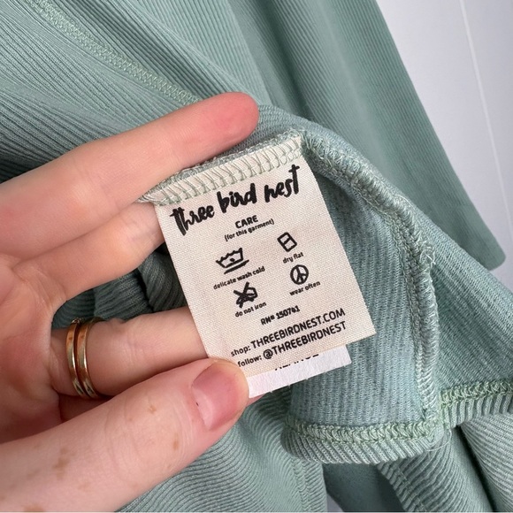 NWT Three Bird Nest Golden Hour Long Bell Sleeve Top Blue Green Size XL Boho - Picture 8 of 9